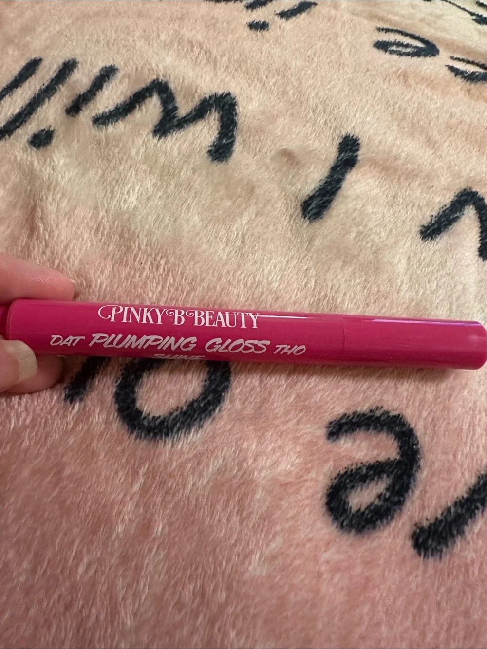 DAT Plumping Lip Gloss - Hot Pink